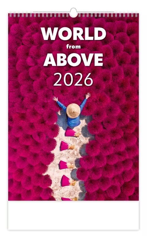 *H26  N139-26  nástěnný kalendář  World from Above , 315x450(70)